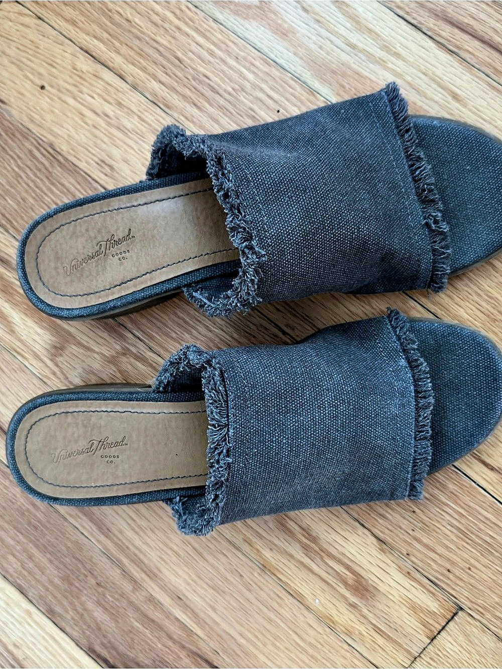 Universal Thread denim mules in gray